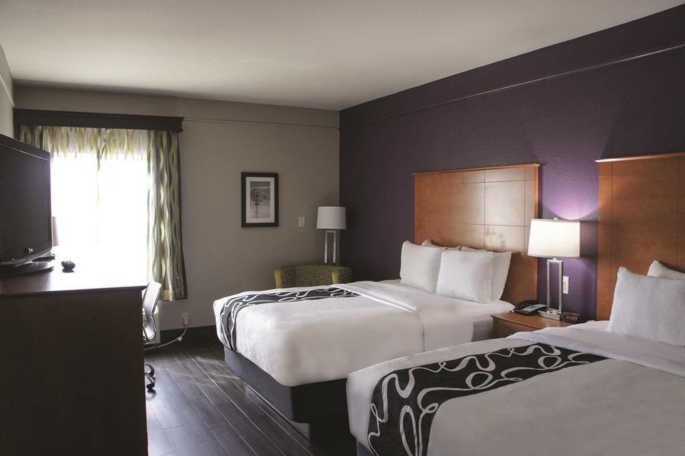 Hotel Palacio Royale Signature Katy