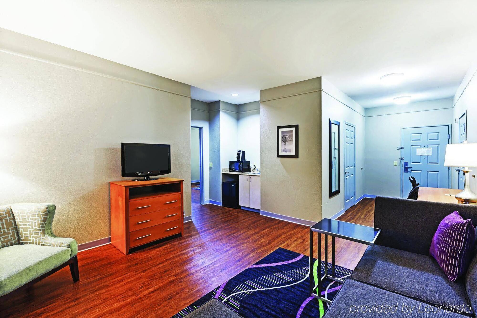 Hotel Palacio Royale Signature Katy